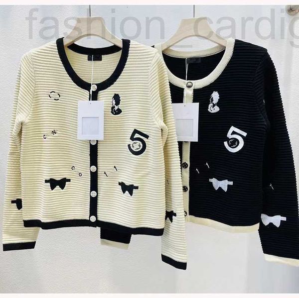 Maglioni da donna firmati Cardigan lavorato a maglia girocollo con fiocco a fiori ricamato a 5 linee Cappotto sottile sormontato per l'autunno / inverno O3CV