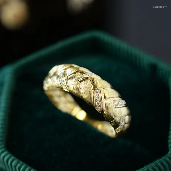 Hochzeit Ringe Huitan Kreative Zöpfe-förmige Finger Für Frauen Gold Farbe Band Zubehör Mode Vertraglich Weibliche Partei Schmuck