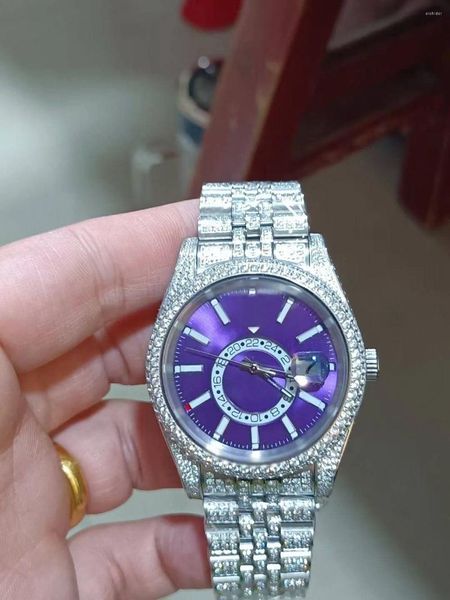 Armbanduhren, Diamantperlen, 42 mm, Herrenuhr: Vollständig violettes Zifferblatt, mechanisches Uhrwerk