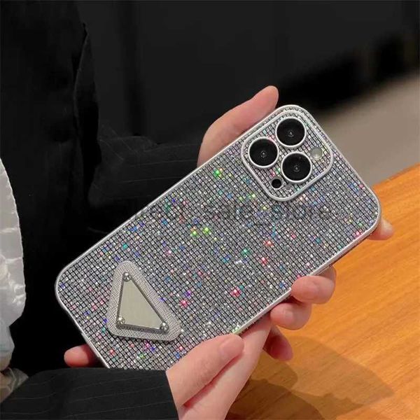 Custodia per telefono Designer Glitter Custodie per iPhone per iPhone 15 Pro Max 14 ProMax 11 12 13 Pro Custodia Triangolo di lusso P Cover per cellulare Full Diamond