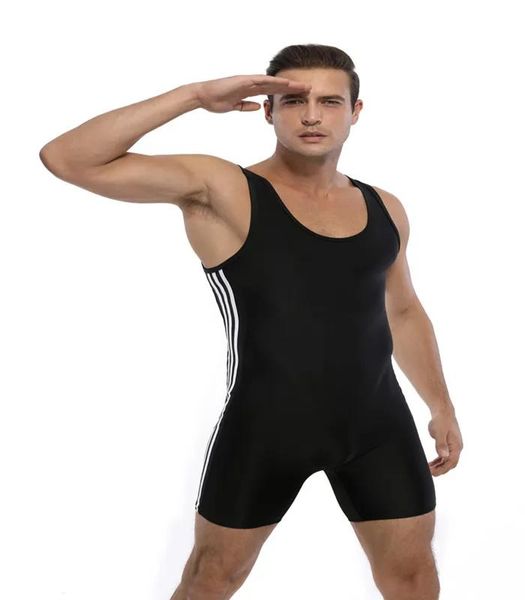 Costumi da bagno Abiti da bagno 2020 Abiti da uomo liberi di trasporto Costume da bagno sessuale Costumi da bagno per ginnastica Undefinito Sport acquatici ad asciugatura rapida