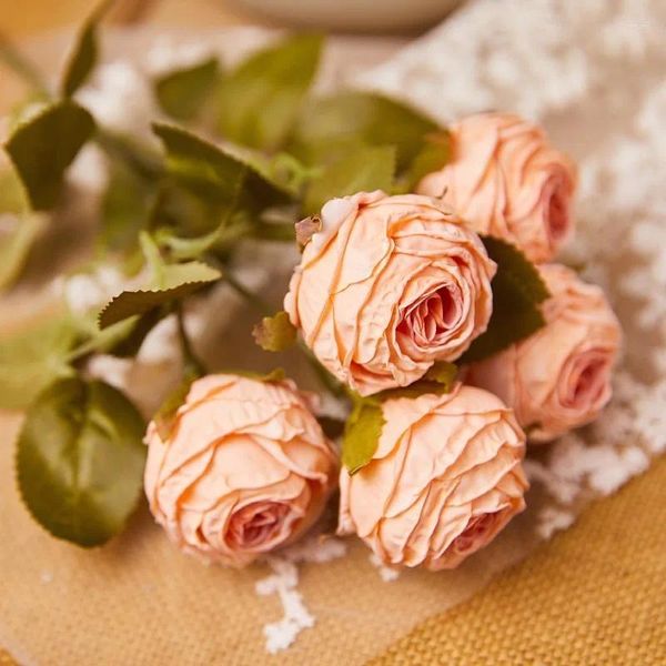 Fiori decorativi Rose bianche bruciate artificiali di alta qualità Accessori per la decorazione della stanza per la tavola di nozze domestica Decorazioni fai da te per il giardino finto