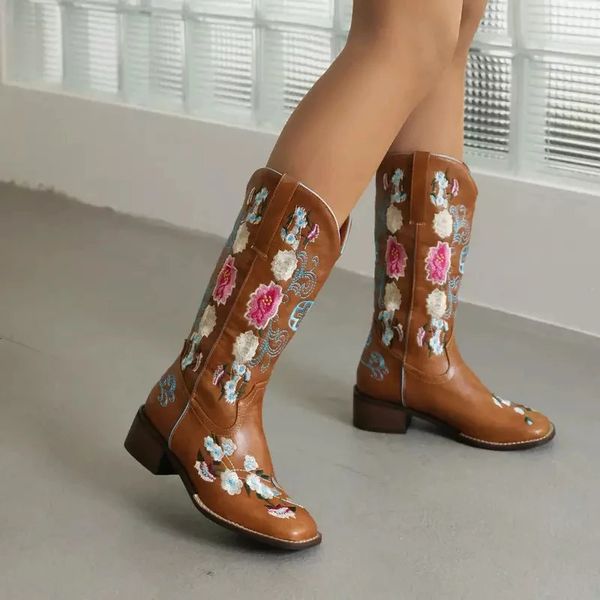 Estilo clássico atacado 892 mulheres cowboy plus size squaretoe bloqueio de salto de cowgirl ocidental botas para mulheres sapatos de baile de flor 231219