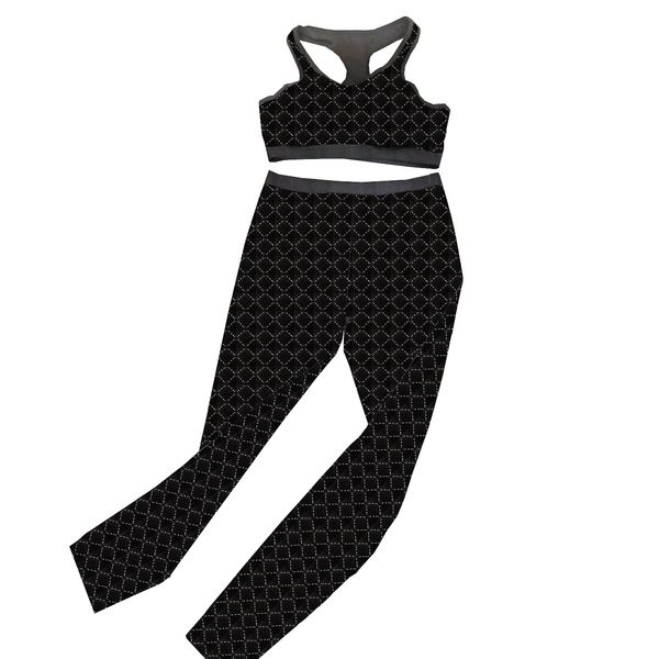 Outfit yog di velluto di lusso Jacquard Lettera sexy Sport Bras High Elastic Streight Leggings estate da donna per estate fitness golf abbigliamento sportivo