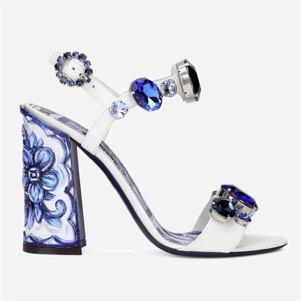 2024 mulheres senhoras genuínas sandálias de patente vestido sapatos chuckly saltos altos peep-toe festa de casamento impressão fivela cinta diamante bohemia azul e branco porcelana tamanho 35-43