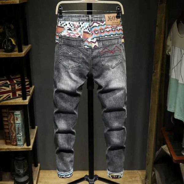 Jeans masculinos jeans masculinos nova moda europeia e americana jeans rasgados lazer costura estiramento bordado estilo chinês jeans de pé pequenoL2312