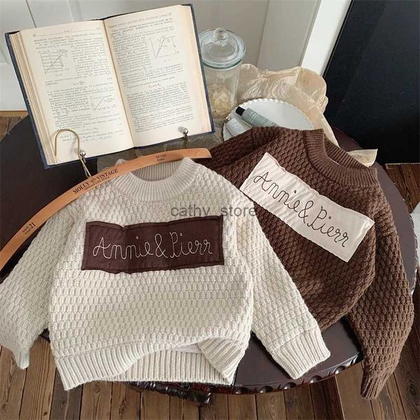 Pullover 2023 Autunno Inverno Bambini Ragazzo Maglione di cotone Velluto Addensare Lettera Adesivo Bambino Ragazzo Pullover Looase Solid Vintage Baby Boy TopL231215