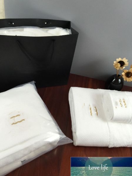 Set regalo bianco in tre pezzi per asciugamano da bagno in puro cotone per hotel a cinque stelle semplice e semplice all'ingrosso