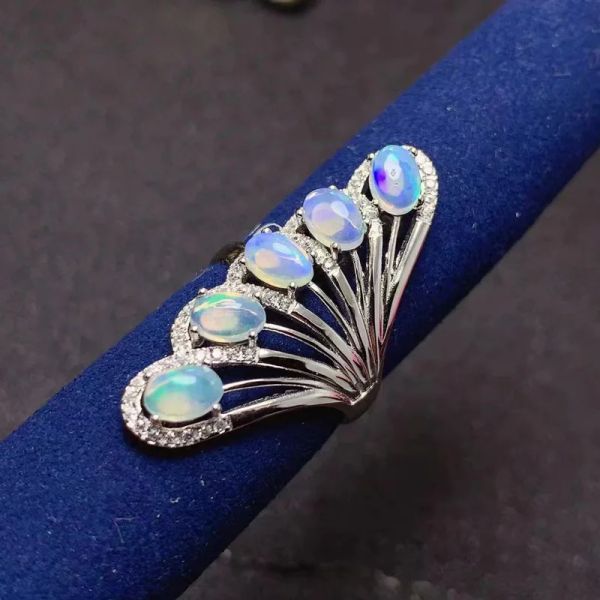 Anello opale brillante per le vacanze Anello in argento opale naturale da 4 mm x 6 mm Gioielli in argento 925 con placcatura in oro