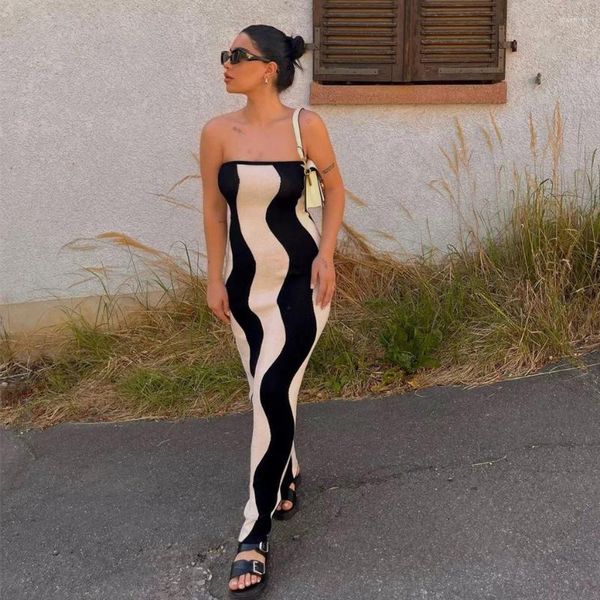 Sıradan elbiseler moda kadınlar uzun bodycon elbise dalgası şerit askısız tekne boyun sırtsız tüp yaz partisi örgü