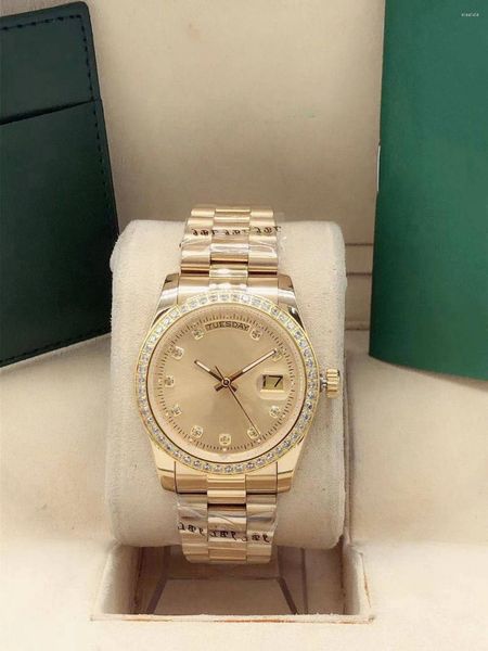 Relógios de pulso Relógio impermeável de diamante para mulheres - estilo nobre de calendário duplo de 36 mm