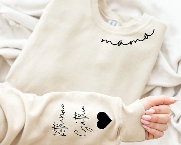 Herren-Kapuzenpullover, Sweatshirts, individuelles Mama-Sweatshirt mit Namen des Kindes auf dem Ärmel, personalisierte Mama 231218