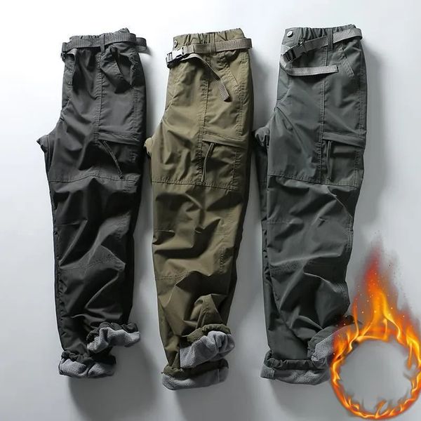 Calças de brim masculinas S-6XL Calças de ferramentas espessas à prova d'água lã carga calças homens mulheres inverno ao ar livre multi-bolsos soltos calças gerais 231220