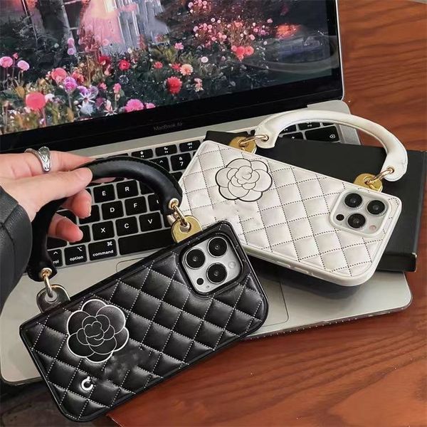 Designer Luxury Telefon Case Diamond Controlla lettere di fiori iPhone 15 14 13 11 Pro Max 14Plus 7 8 Plus XR XS XSMAX Custodia per telefono