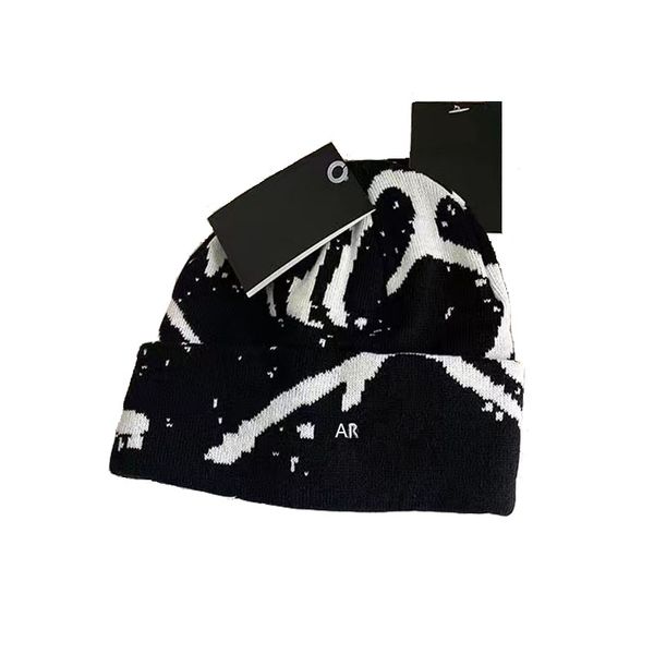 Erkek Kadın Şapka Bonnet Kova Şapka Kap Kapağı Beanie Tasarımcısı Erkek Moda Kapakları Kış Şapkası Sıcak Mektuplar Spor Açık Hava Şapkaları Çok Molor Kuş Logosu