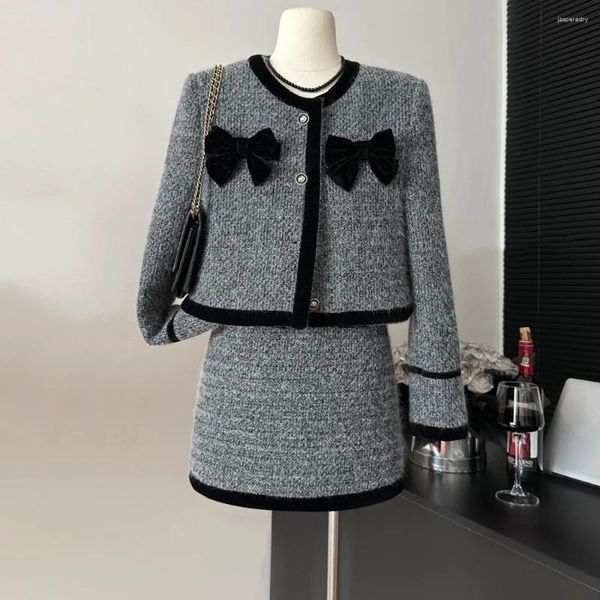 Vestido de duas peças Pequeno Perfumado Inverno Moda Coreano Doce Elegante 2 Conjunto Mulheres Casaco Curto Top Mini Saia Ternos Womens Peice Define