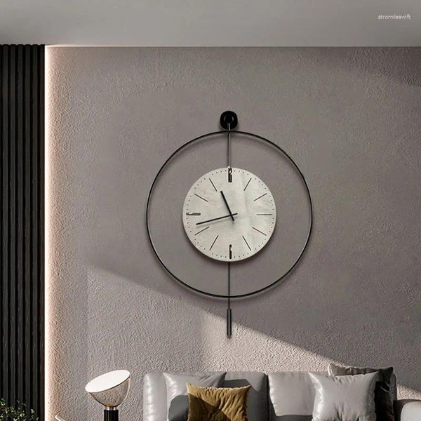 Orologi da parete Orologio estetico silenzioso Orologio rotondo di design europeo Orologio digitale Cucina elegante Relogio De Parede Decorazione della camera da letto