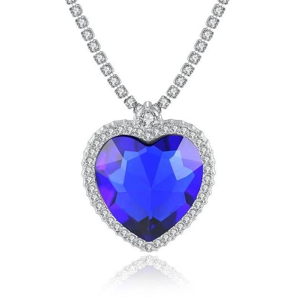 Collana con ciondolo pendente a forma di pesca a forma di cuore di lusso alla moda di grandi dimensioni con catena di cristallo con catena di colore viola per collane da donna252W