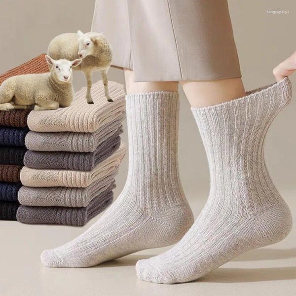 Frauen Socken Einfache Kaschmir Wolle frauen Winter Weiche Verdicken Warme Mittel Rohr Socke Harajuku Japanische Mode Einfarbig Lange