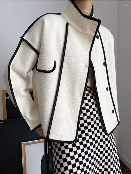 Kadın Ceketleri Kadınlar İçin Ceketler 2023 Gevşek Yaka Katı Kısa Ceket Kontrast Renk Tasarımı Beyaz Siyah Sonbahar Dış Giyim R206