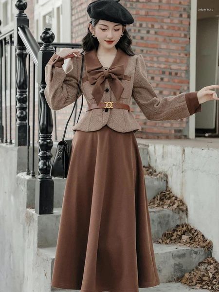 Платье из двух частей, французское современное элегантное офисное женское платье, топы с бантом, пальто, коричневая юбка-миди, женское пальто с поясом, Vestido Outono Inverno