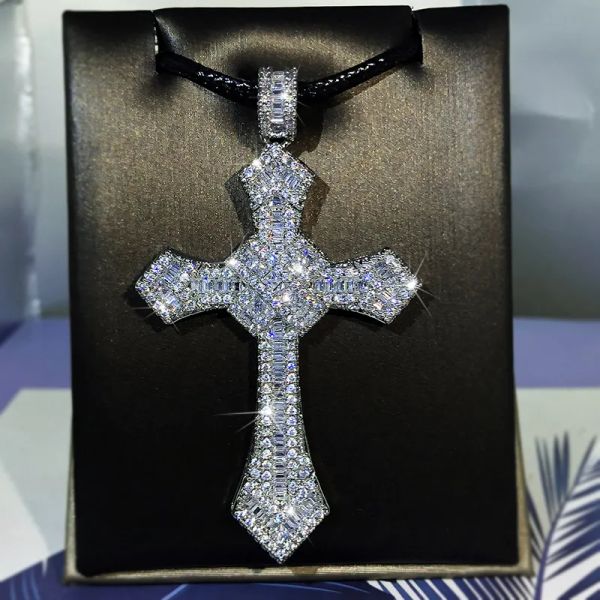 Designer Bling Diamond Stone Cross Pingents Colar Platinum Men Women Lover Gift Jóias Religiosas