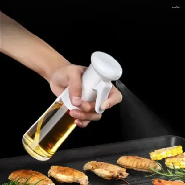 Bottiglie di stoccaggio 210ML Olio d'oliva Spray BBQ Cottura Cucina Cottura Spruzzatore Bottiglia vuota Dispenser di aceto Insalata