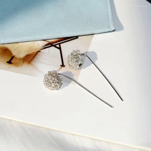 Stollenohrringe Originales Design 925 Sterling Silber Eingelegtes Kristall Löwenzahn für Frauen elegante leichte Luxus Ladies Hochzeit Schmuck