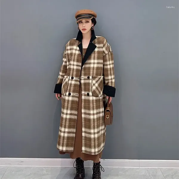 Casacos de trincheira femininos elegantes inverno longo casaco estilo coreano verificado cardigan lã de cordeiro duas maneiras vestindo espessado blusão