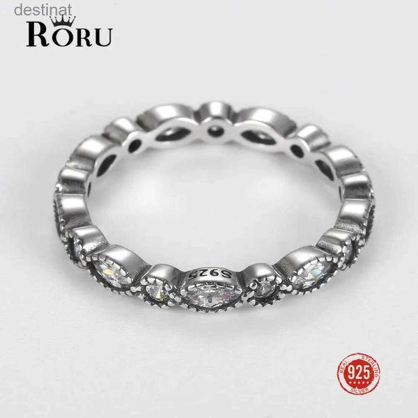 Solitaire Ring Roru 925 STERLING Gümüş AAA Zirkon Sonsuzluk Taşları Parmak Yüzüğü Kadınlar Moda Orijinal Güzel Takı Partisi Düğün Hediyesi231220
