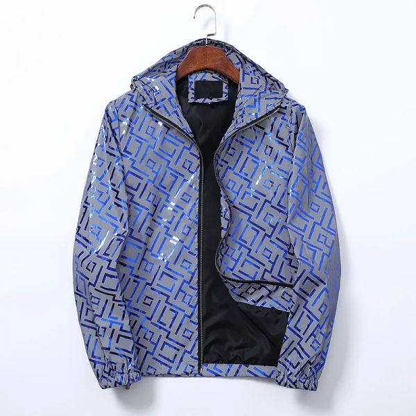 Tasarımcı Erkek Ceket Bahar ve Sonbahar Windrunner Tee Fashioned Hooded Sportsrefecty Windinger Sıradan fermuar ceketleri giyim M-3XL