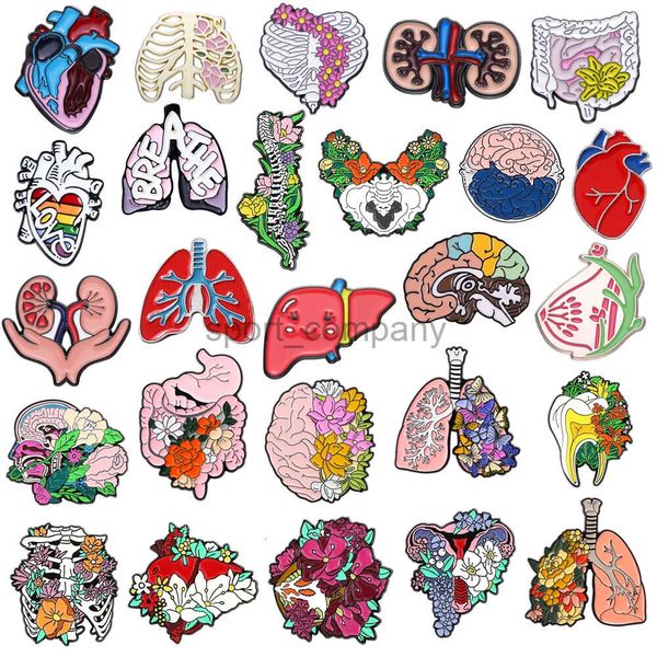 Organi medici smalto per spilla per il cuore petto cervello stomaco della colonna vertebrale utero denti polmoni badge metallo creativo punk pitto