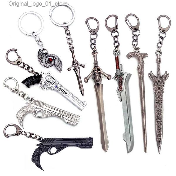 Anahtarlıklar Landards Oyunu DMC KEYCHAIN ​​Dante Kılıç İsyan Uyanış Keyting Nero Kırmızı Kraliçe Keychains Revolver abanoz Beyaz Fildişi Araba Anahtar Yüzük Q231220