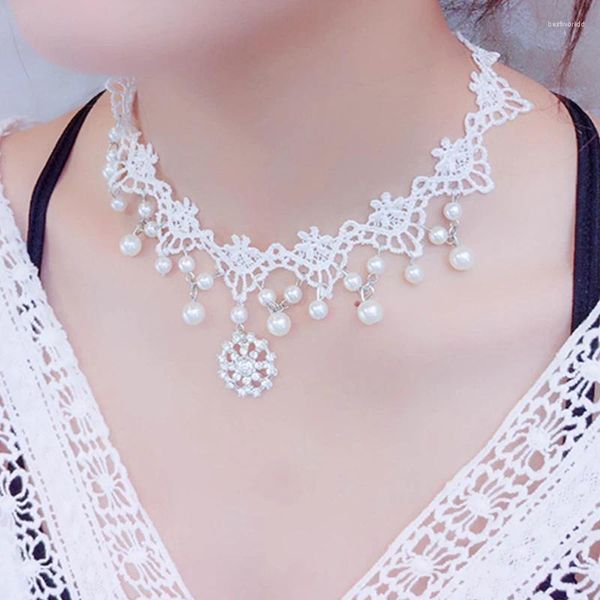 Anhänger Halsketten 2023 Frauen weißer Spitze französischer Vintage Edelstein Halskette Braut Einfacher Luxusschmuck Geschenk Großhandel Großhandel