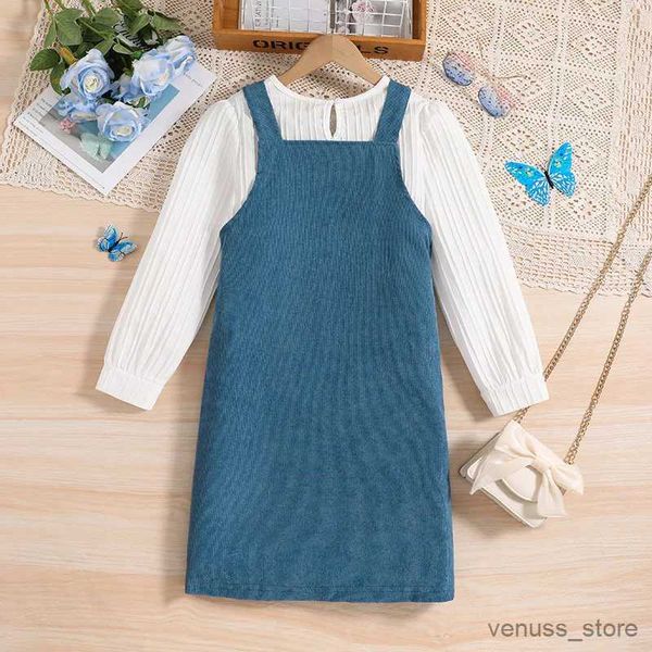 Vestidos de menina 2 PCs Setfits de roupas infantis para meninas 2024 Autumn Winter New Children Fashion White Long Slaves Tops Blue Strap Dress 7-14Y