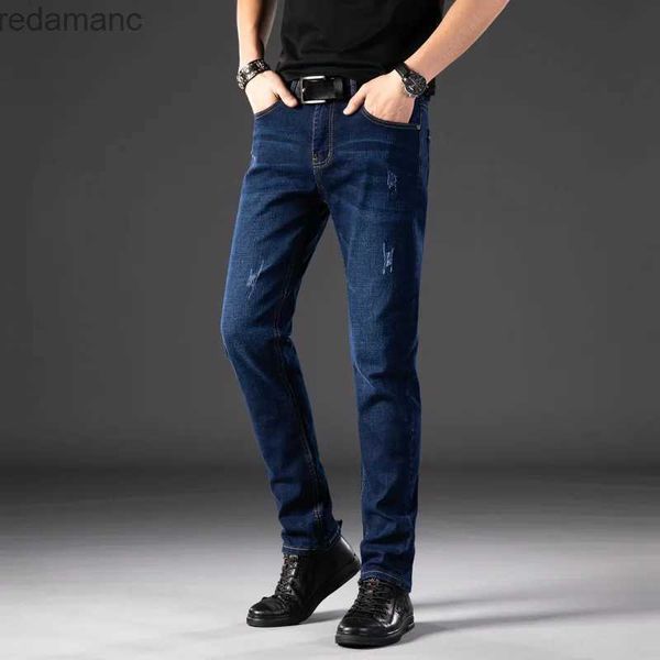 Jeans da uomo Jeans da uomo di alta qualità Jeans da ragazzo Pantaloni da lavoro Pantaloni casual Moda Elastico Lavaggio Sciolto Fascino dritto Vendita calda YQ231221