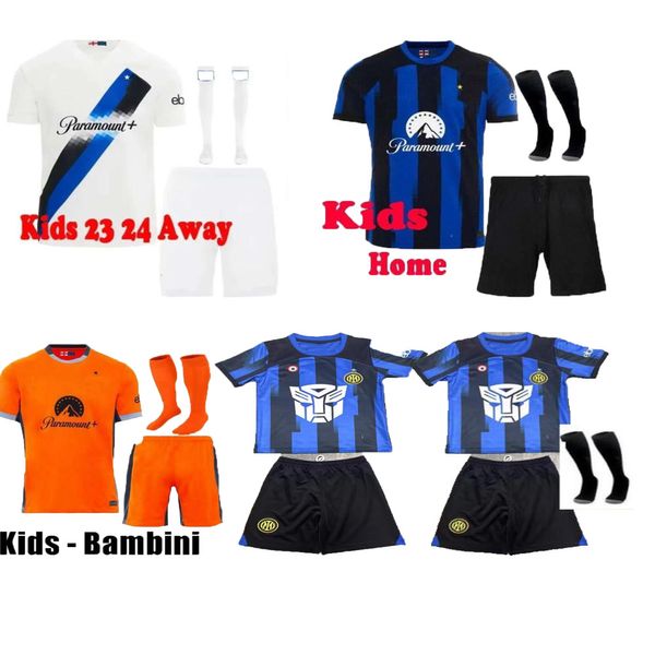 Lukaku Soccer Jerseys Barella Correa Inters Milans Giroud Ibrahimovic LaUtaro Milans Theo Brahim 23 24 Camisa de futebol 2023 2024 Uniformes Kits Kits Conjuntos de kits