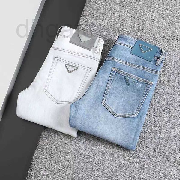 Jeans designer maschile di lusso jeans maschile luce triangolare top line pat wash moto motociclistica a colori retrò pantaloni casual b9xj