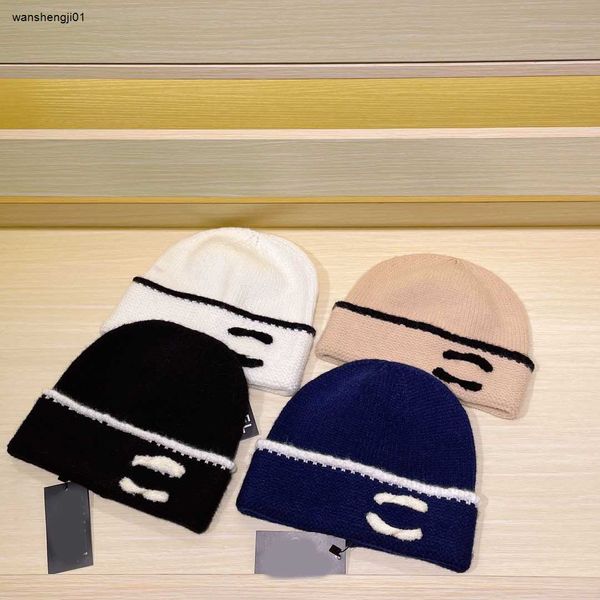 Designer di beanie Women Hat Hat Womens Hats Cap con marchio Box Mens Caps Fashion Logo Dic 21 Hi-Q