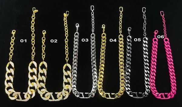 Hip Hop Retro Choker Halskette V-Letter Wasser Diamant Twisted Kette Emaille Halsketten European American Personalisierte übertriebene dicke Nackenketten-Designerschmuck Schmuck