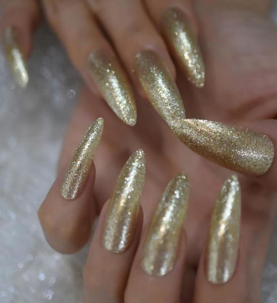 Unhas falsas Extra Long Gold Glitter Falso Nail Designer Salon Acrílico Stick em Sharp Manicure Fingernails9459727