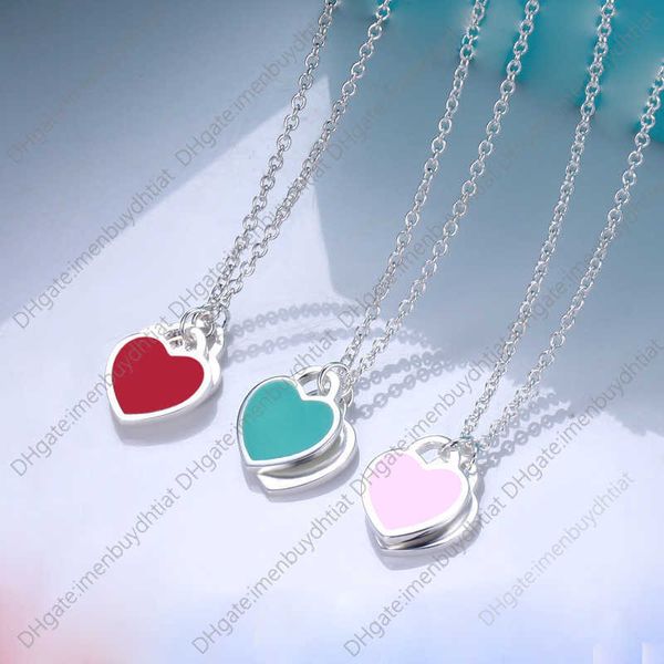 V957 Collane a ciondolo S925 Sterling Silver Placed Love Heart Designer Collana per donne a croce rosa Blu Red Rossa bella girocollo di lusso Miacola di marca di lusso