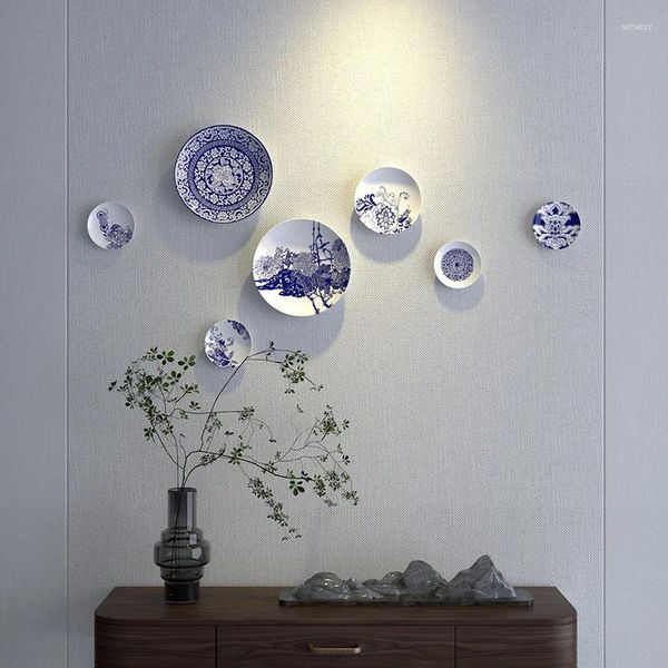 Figurine decorative Cinese blu e bianco porcellana decorazione della parete in ceramica sala da pranzo divano sfondo moda di stoccaggio