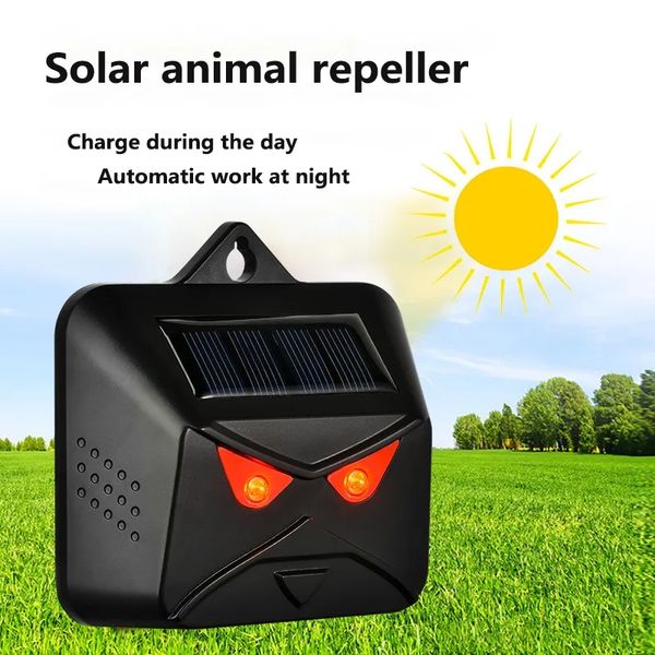 Repellente per animali solari LED rosso LASER STROBE LIGHT LIGHT MOVIMENTO DEER REPELLE OUTDOOR CAMPAGGIO DETRIVE DETRENTRE ANIMA ANIMA ANIMALE DEGLI IN MOTO DI DHL