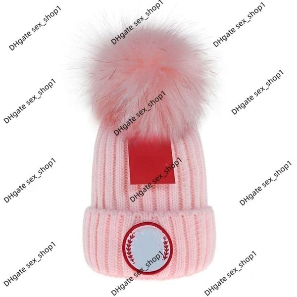 Marca de moda chapéu quente vendendo chapéu de lã de inverno para homens e mulheres compras ao ar livre malha