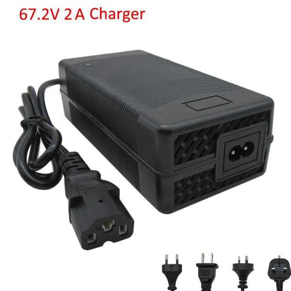 Carregadores de íons Li 60V 67.2V 2A 67,2 Volt Adaptador de lítio T/PC/IEC 3pin Plugue para 60 V 20Ah Ebike Scooter Motorcycle Battery