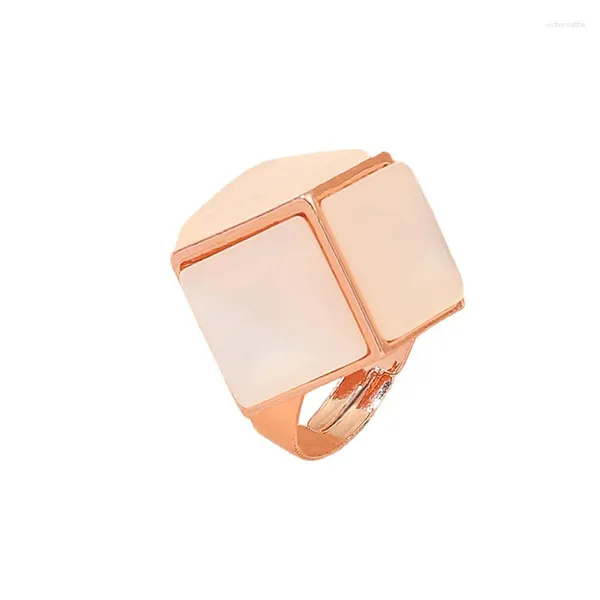 Anelli a grappolo Fashion Exagerated Simple Gold Color Square Simulato Opal Regolable Opening Big per Women Wedding Party Jewelry