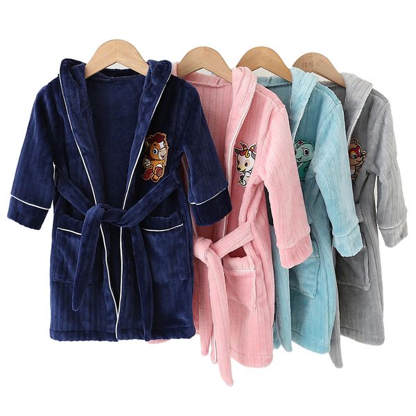 Spring Girl Boy Pyjama Flanell Girls Jungen Robe Kinder Nachtwäsche Bademantel Herbst Girls Kleidung Kinder Kapuze -Bademantel 231221