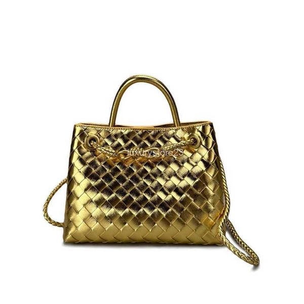 Andiamos Bag Bottegaaveneta Couro genuíno 7A Tocas de ombro de ombro de ombro Bolsa Mulma da axil. Novo corda de metal de arco único Buckle Handheld Crossbody Basket's 4Puy