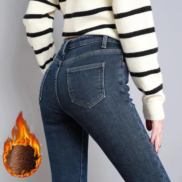 Mulheres de inverno Jeans de veludo espesso quente calça elástica de cintura alta esticar calças de legging casual térmicas jeans magros 231221